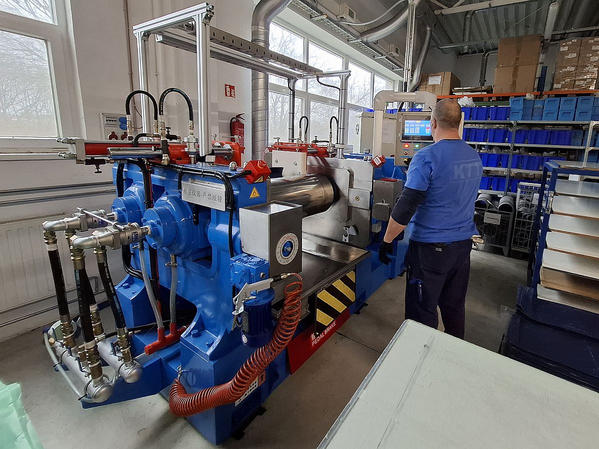 Hírek: 2025.11.20. Új hengerszék – tapasztalatok